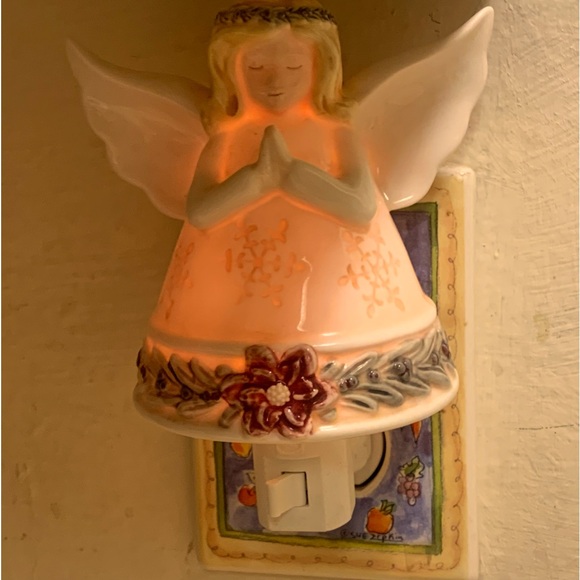 Ceramic Angel Night Light - Picture 1 of 15
